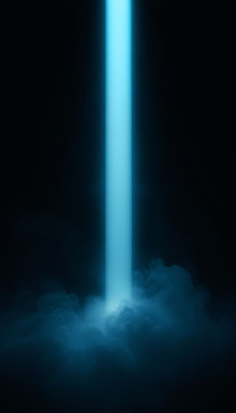 Haz cian descendente en humo denso. Composición vertical.